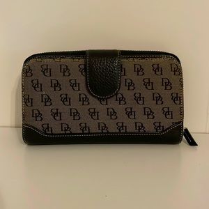 Vintage Grey and black Dooney and Bourke wallet